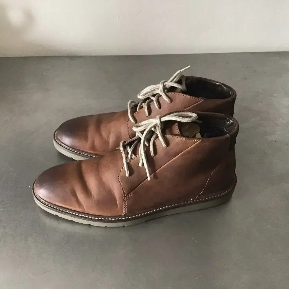 Clarks Collection Grandin Mid Mens Brown Leather Chukka Flat Boots 7